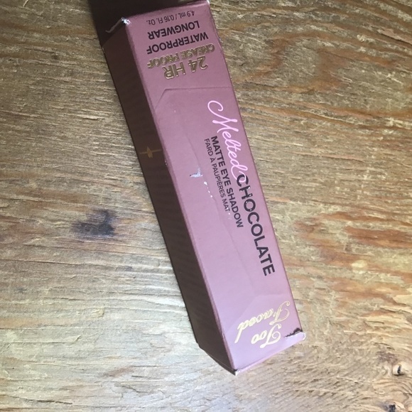 Too faced melted chocolate eyeshadow stick - Picture 5 of 9